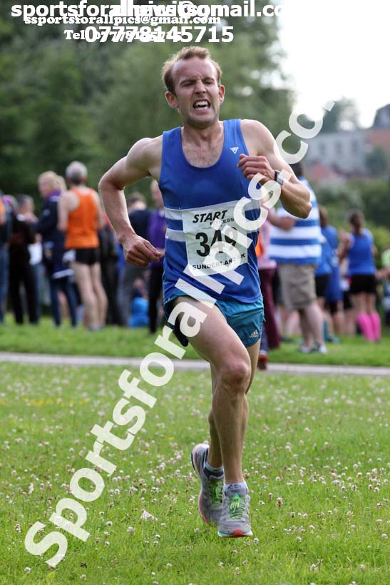 Mens Sunderland 5k Road Race (Northern and North Eastern Champs). Photo: David T. Hewitson/Sports for All Pics